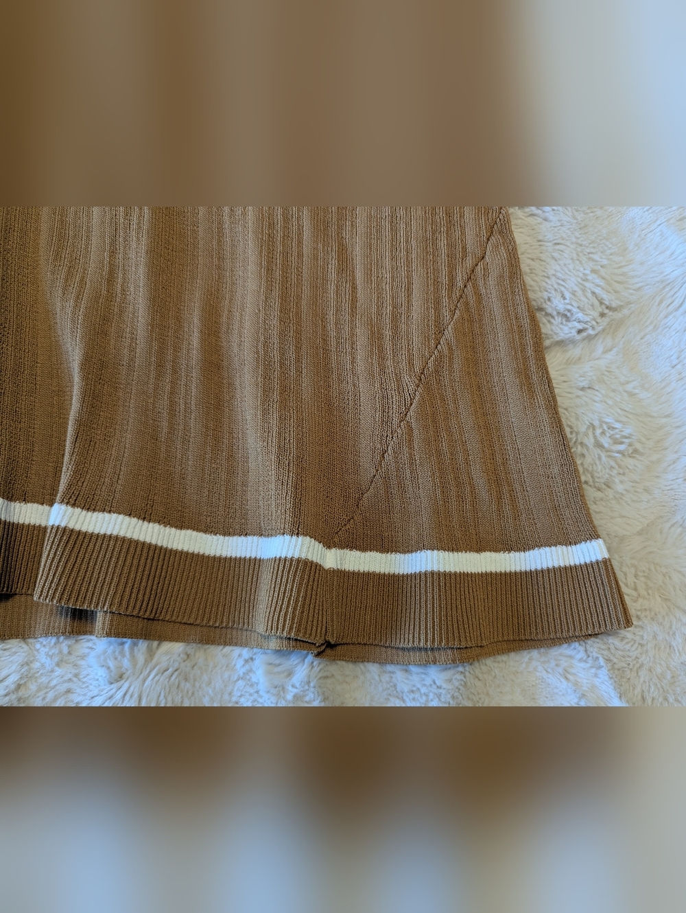 NWT Sabo Skirt Brown Pleated V-Neck Long Sleeve Dress with White Trim - Picture 4 of 6